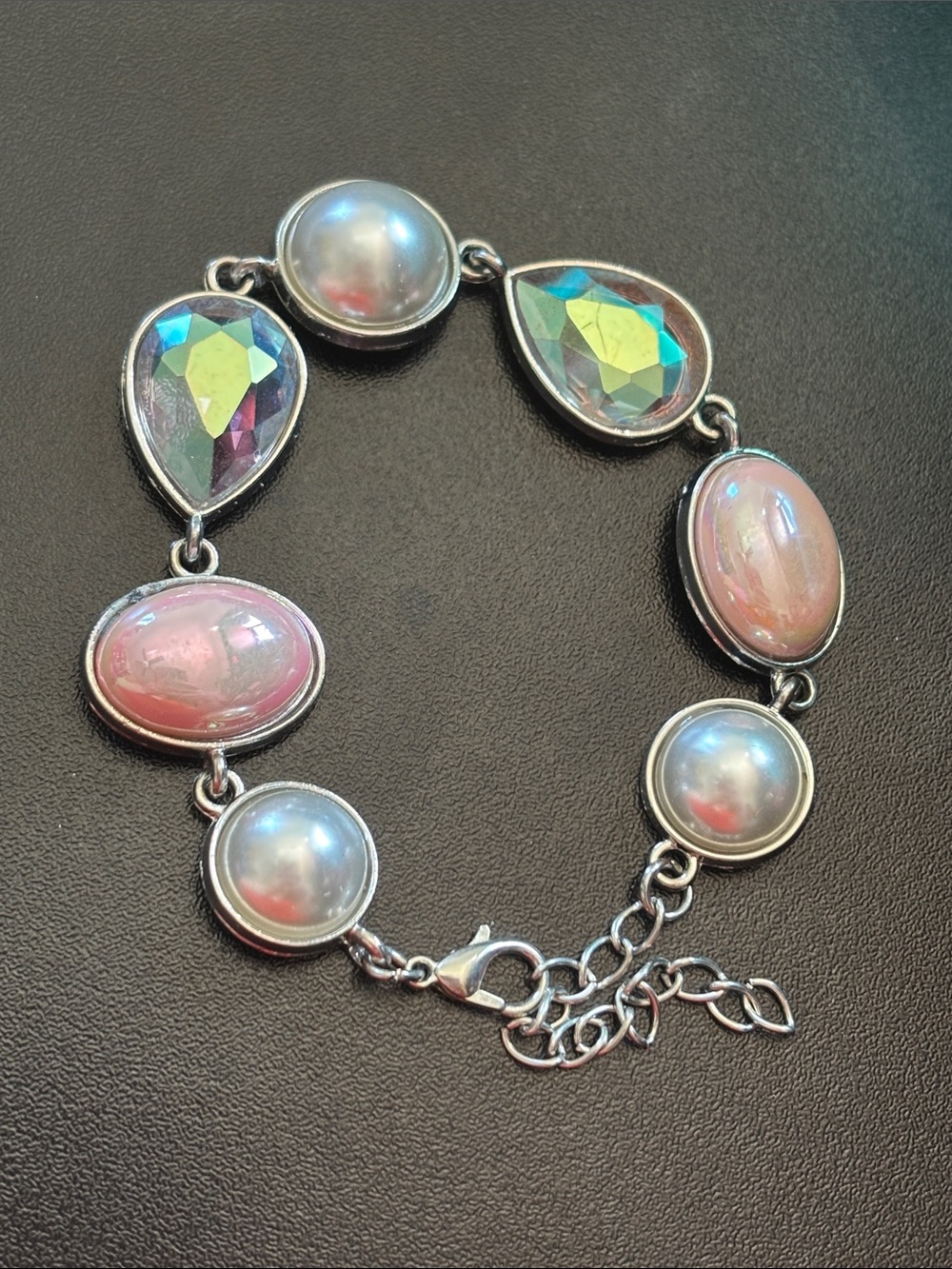 paparazzi Silver-Tone Bracelet with Pink Cabochons and Iridescent Teardrops